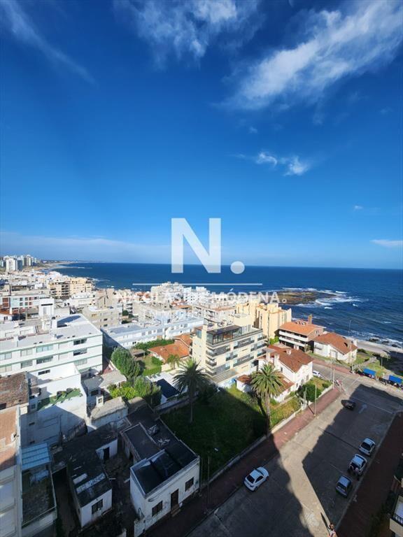 En venta apartamento en Peninsula Punta del Este,