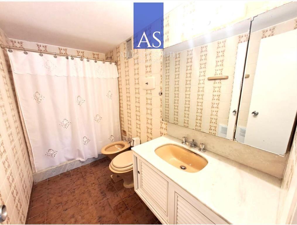 Apartamento 2 dormitorios y medio primera línea