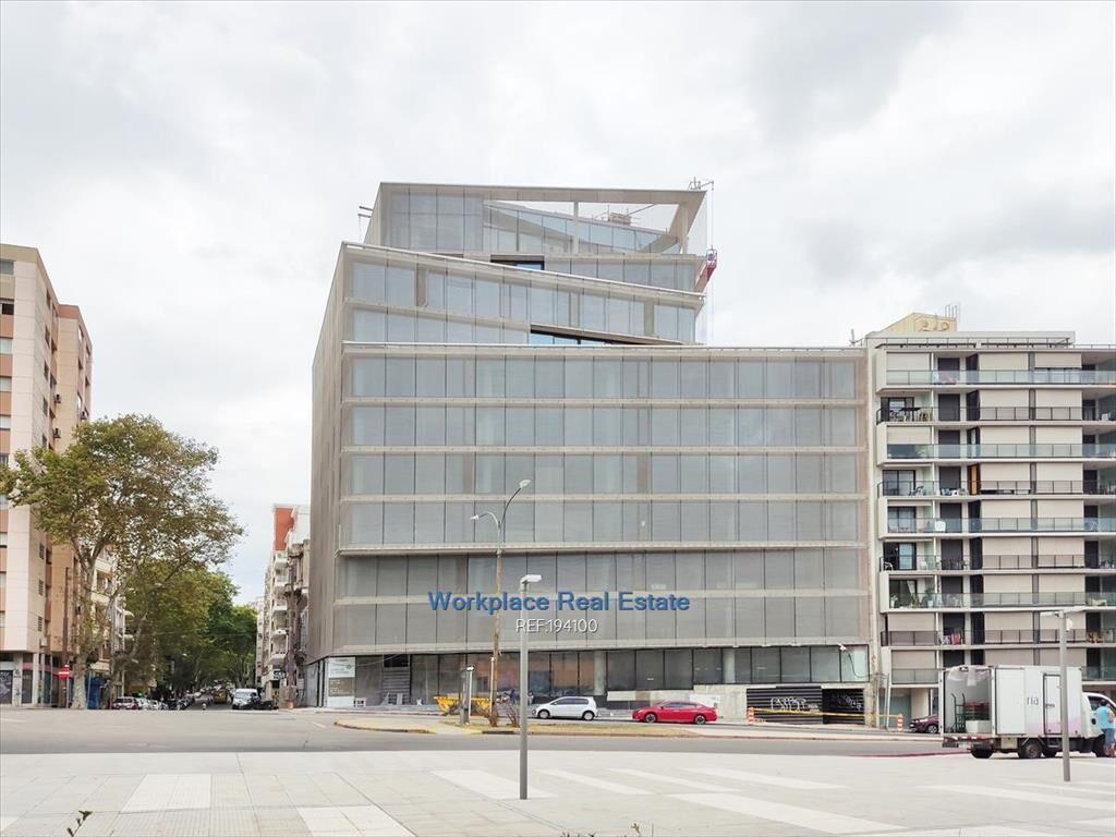 Alquiler de Oficinas AAA - Plaza Independencia - Limite Ciu