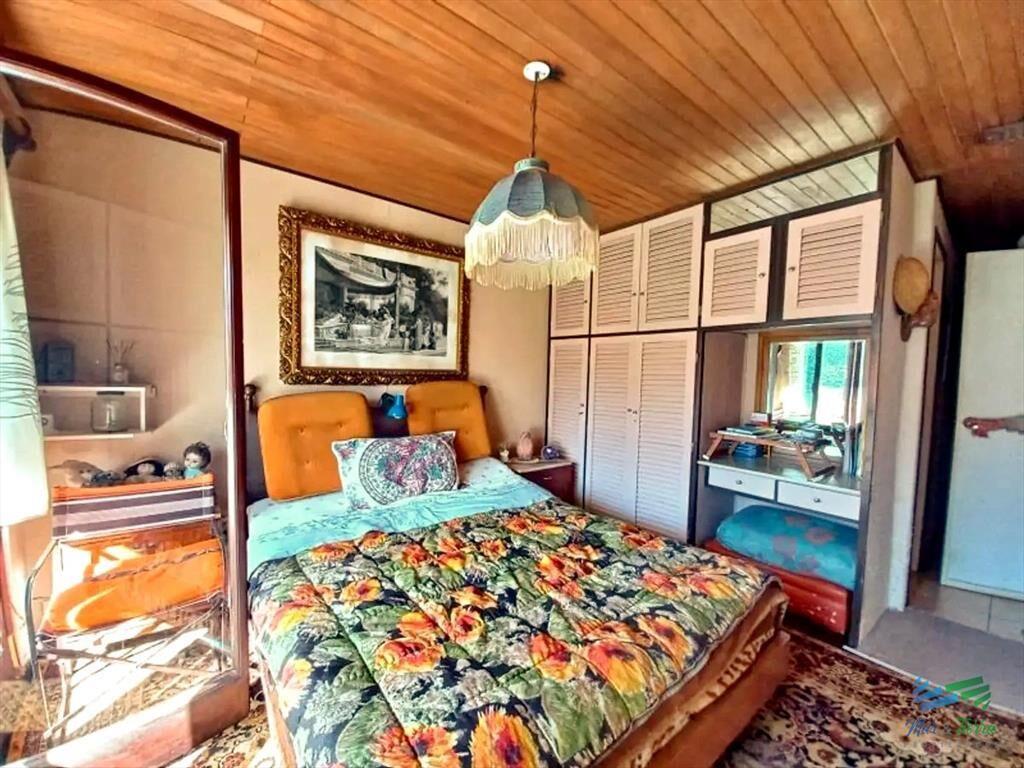 Casa de 6 dormitorios con piscina en venta en del