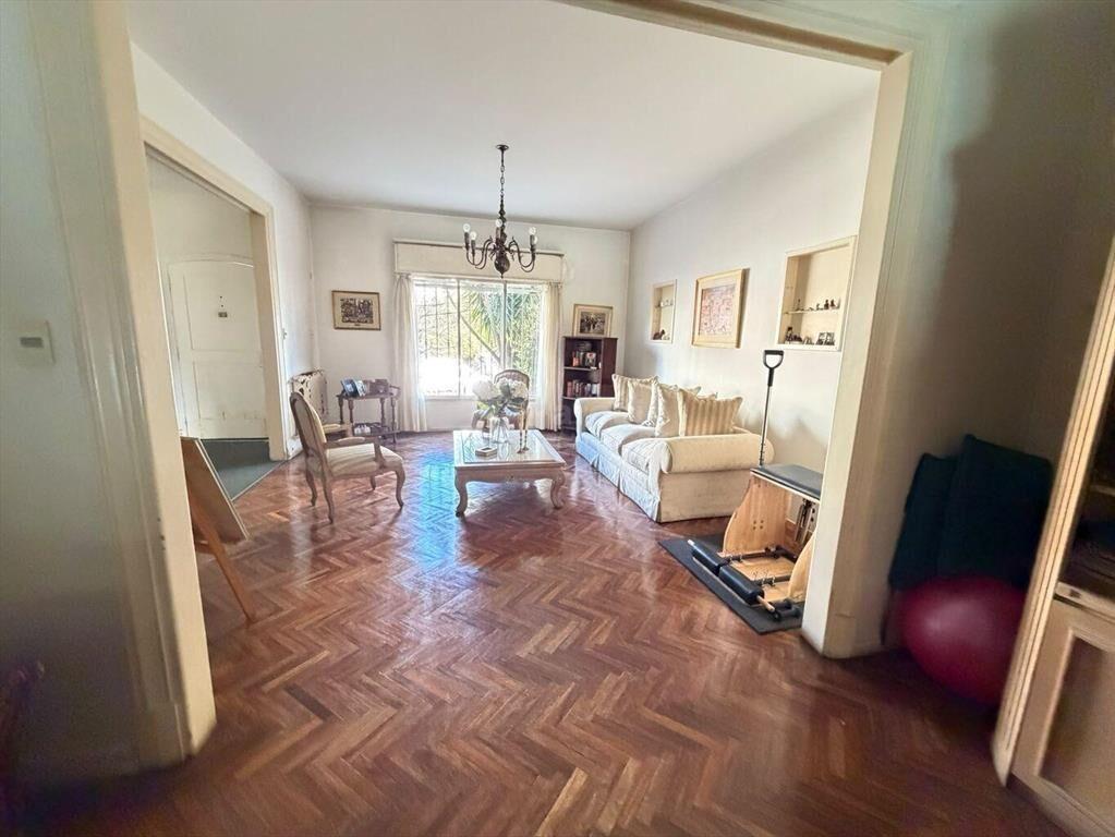 PARODI Venta casa 7 dormitorios Parque Batlle