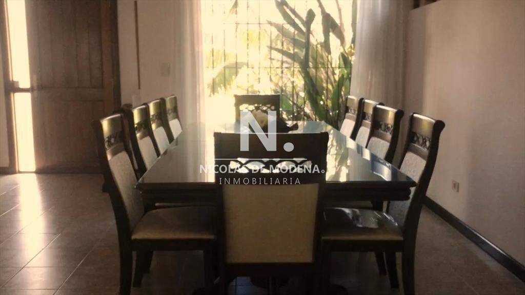 VENDE CASA CON GRAN TERRENO, EN PLAYA MANSA, DEL