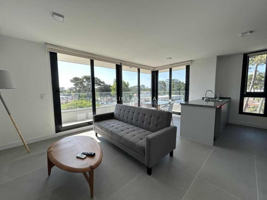 VENTA DE APARTAMENTO DE 2 DORMITORIOS Y 2 BAÑOS