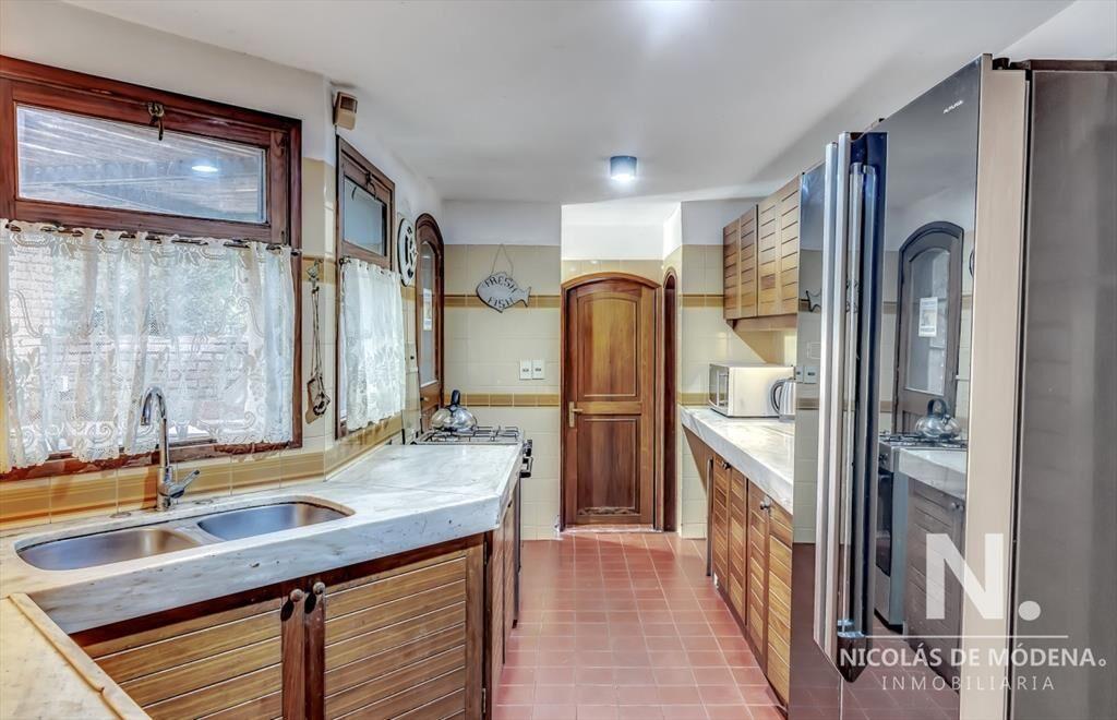 Venta de casa de 4 dormitorios en Pinares, Punta del Este