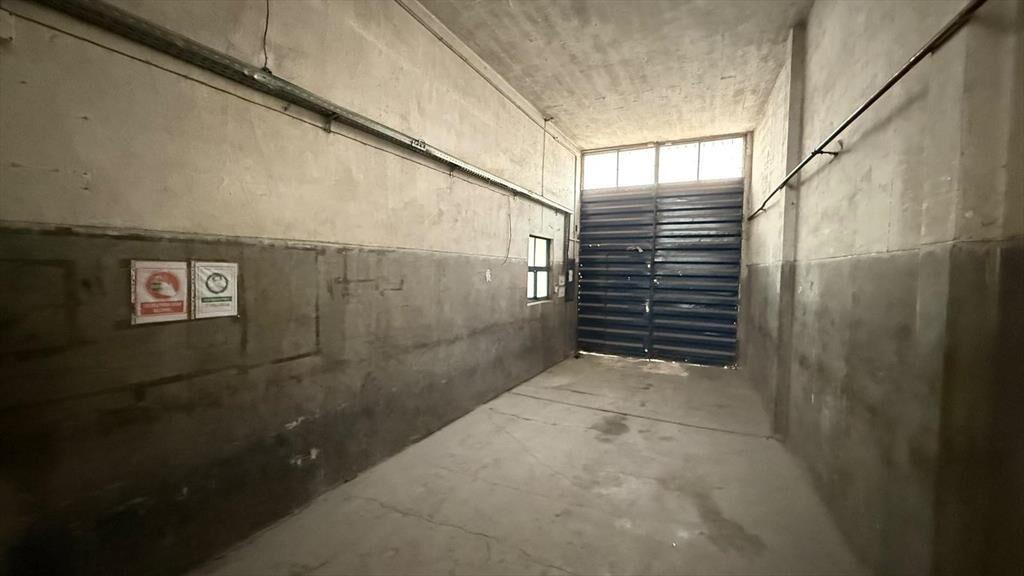 Proximo Bv Batlle y Ordoñez y Varela, 511 m2 edificados, t