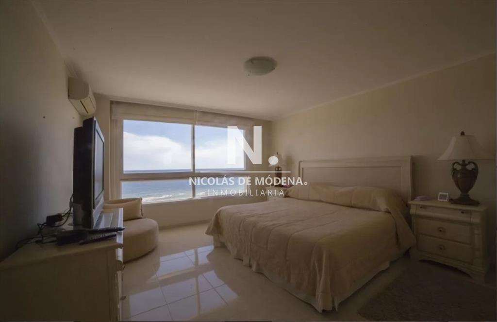 Apartamento en Punta del Este, Mansa