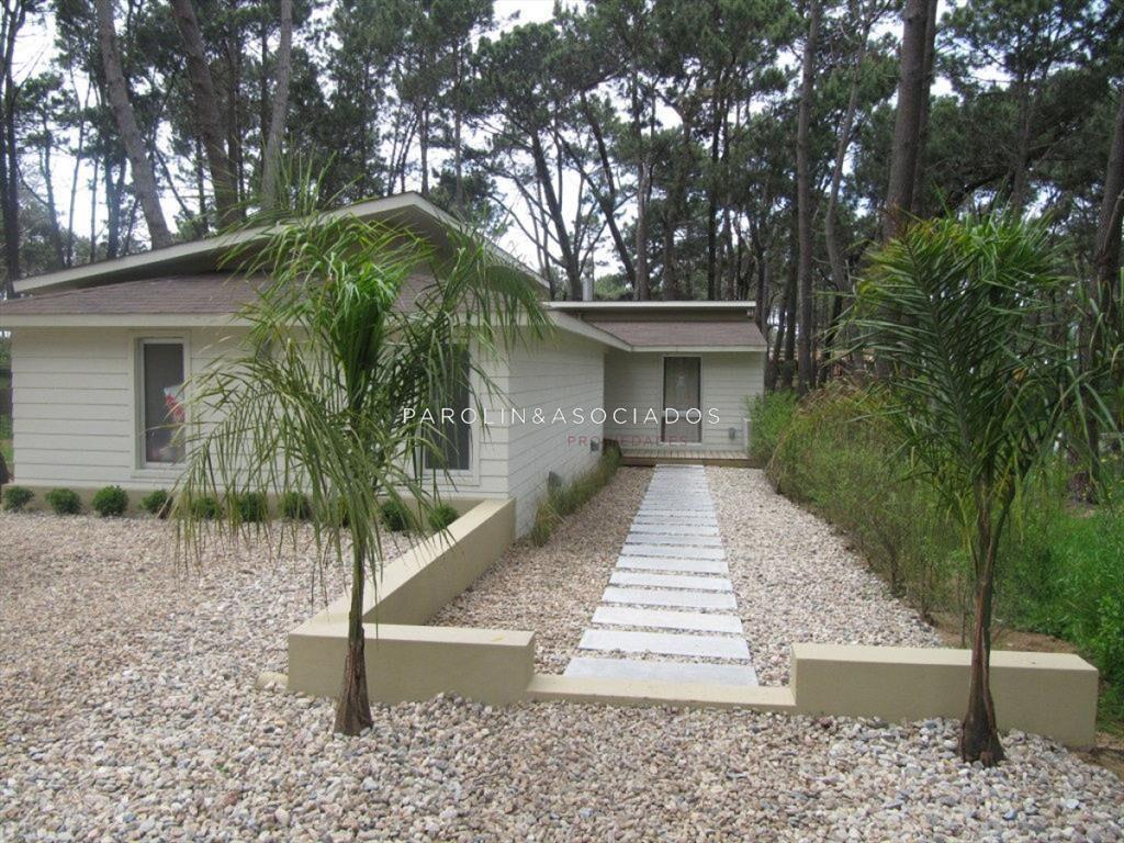 Casa de 4 dormitorios en venta, Montoya La Barra