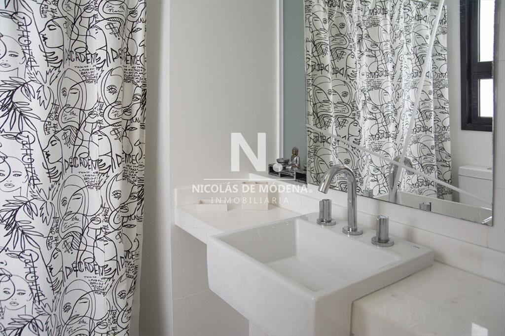 Departamento de 2 dormitorios en venta, Punta del Este