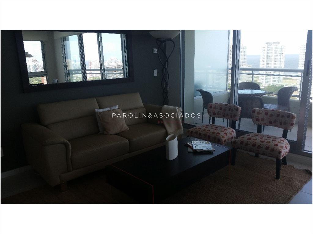 Apartamento en venta en Torre Ocean Drive, Punta
