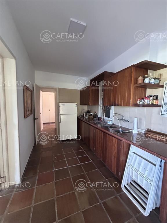 Hermosa casa en Solanas en primera linea