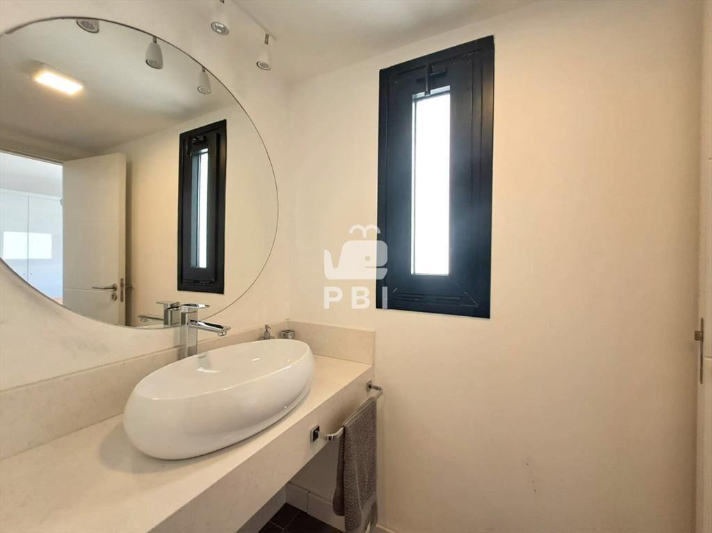 Venta de Apartamento 3 dormitorios, con vista al
