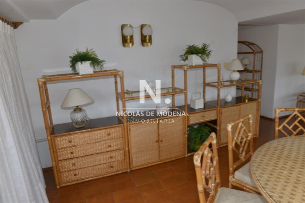 Amplia planta, departamento de 4 dorm + dep en venta, en Pe