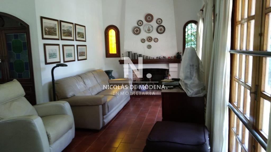 Se vende casa en Playa Mansa de 4 dormitorios al