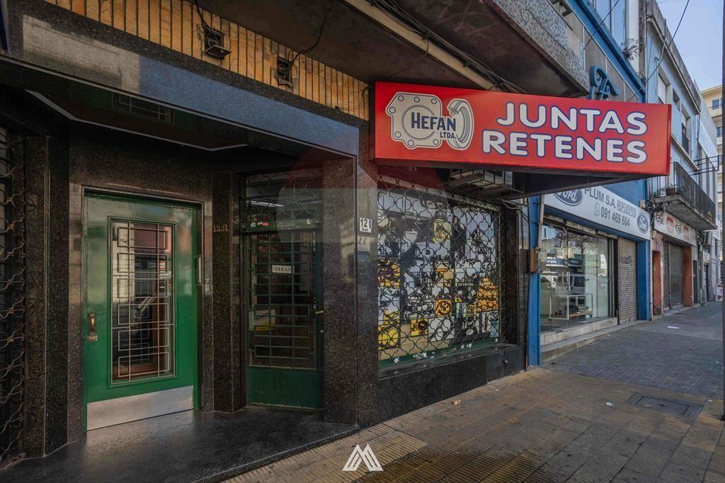 VENTA LOCAL COMERCIAL CON SUBSUELO EN CENTRO 181M2