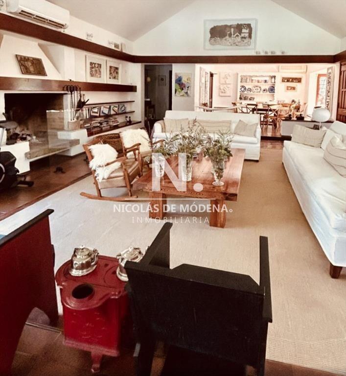 Casa en Venta 5 Dormitorios, Playa brava Punta