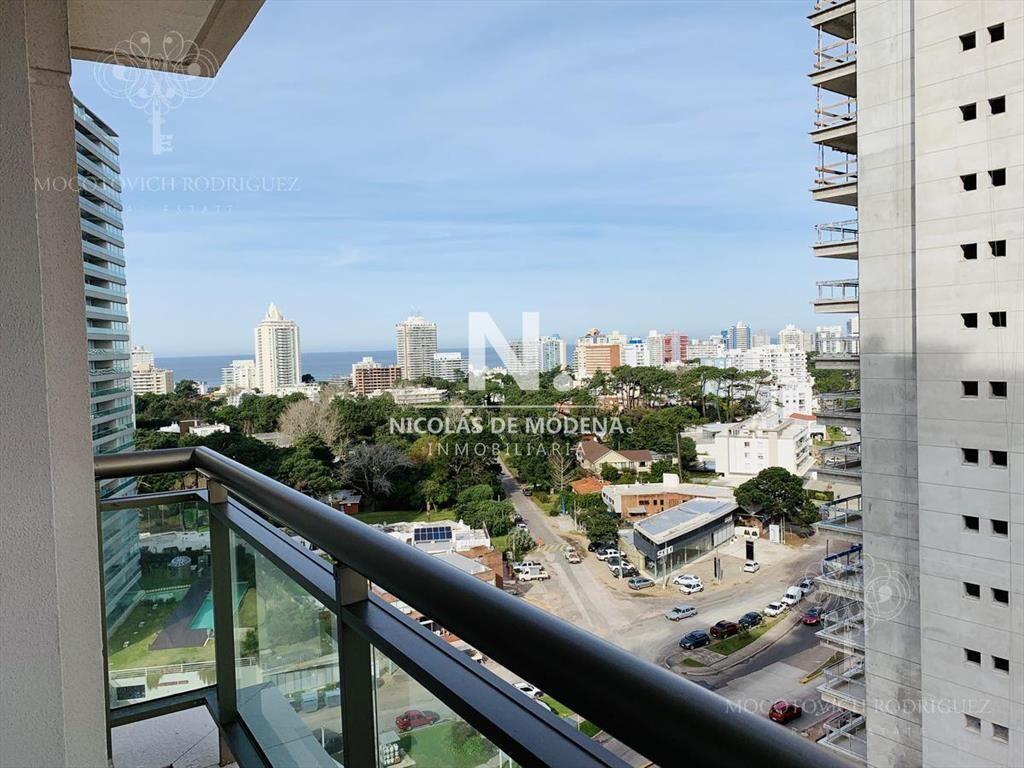 Vende apartamento de 1 dormitorio en Punta del