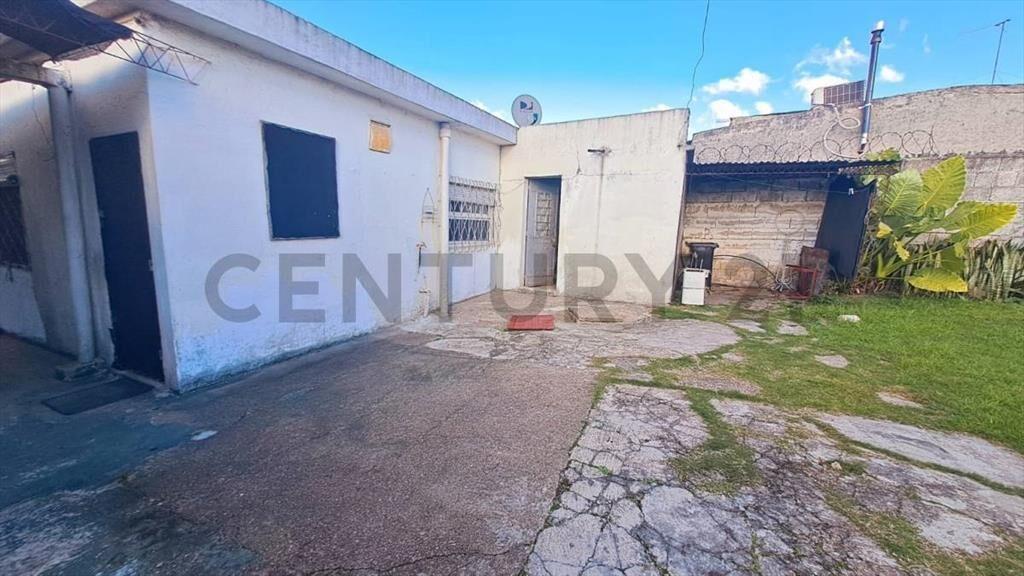 Venta|Casa prox Shopp y Centro|2dormitorios|cochera|parri...