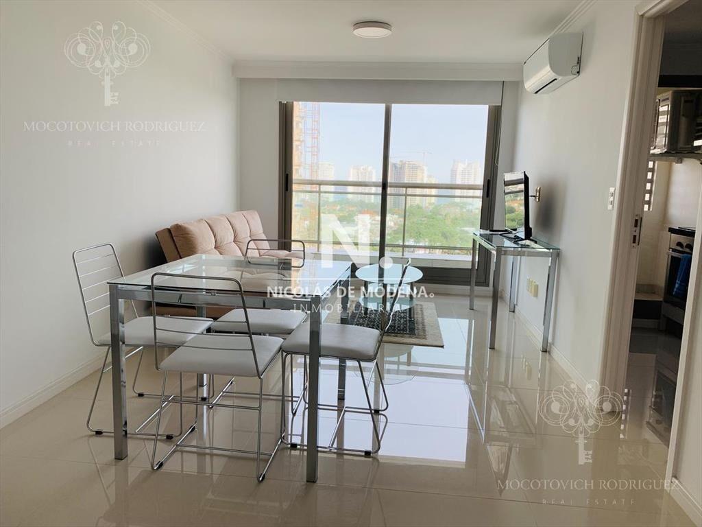 Vende apartamento de 1 dormitorio en Punta del