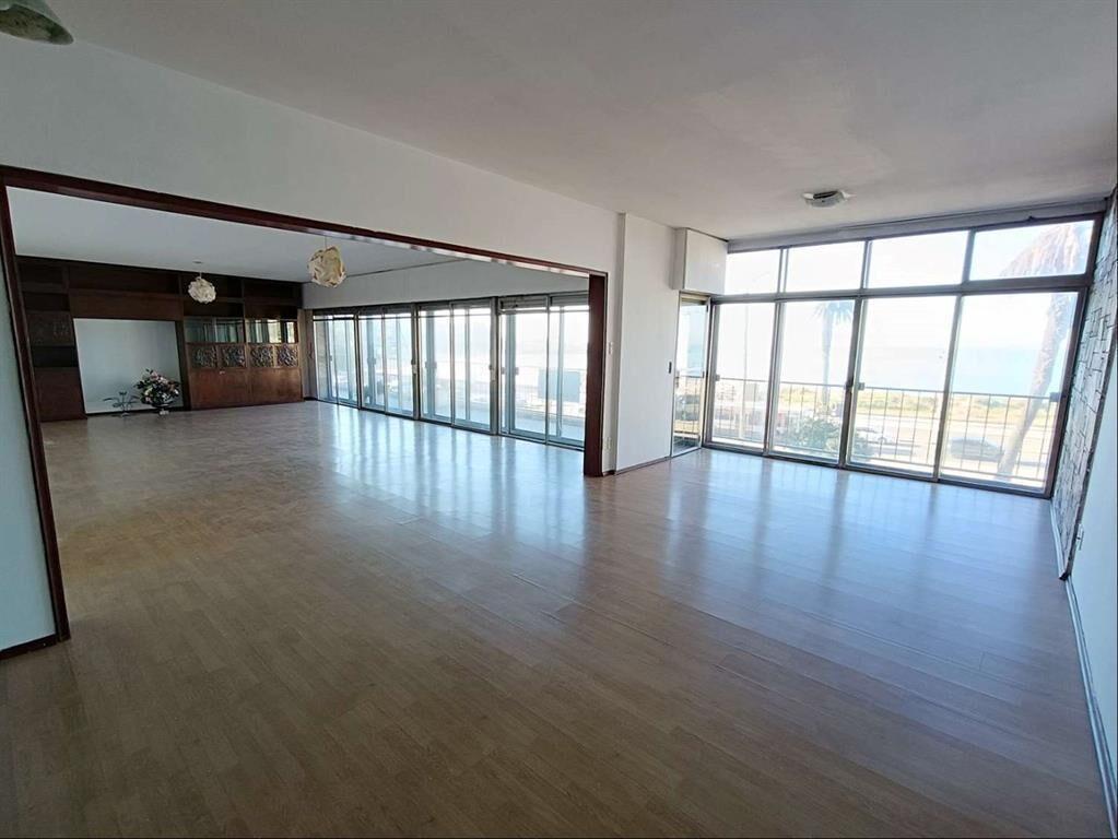Alquiler Apartamento Pocitos 3 Dormitorios 4 Baños Garaje