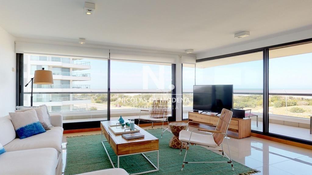 Pent house de 3 dormitorios en Suite en Edificio