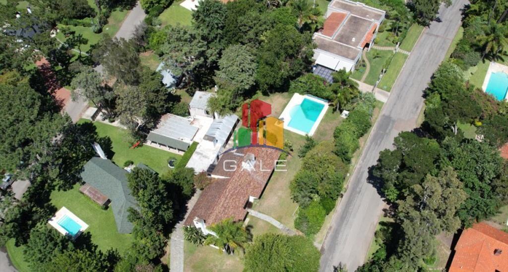En venta casa en Barrio Golf, Punta del Este de 6