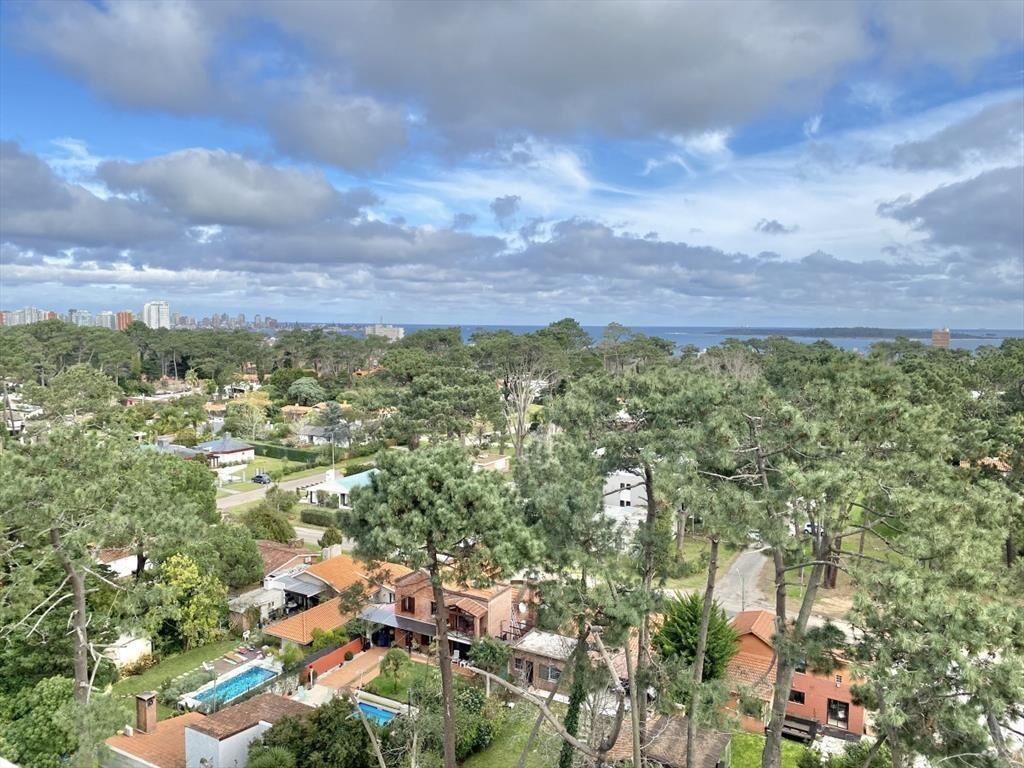 VENTA DE APARTAMENTO DE 2 DORMITORIOS EN PUNTA