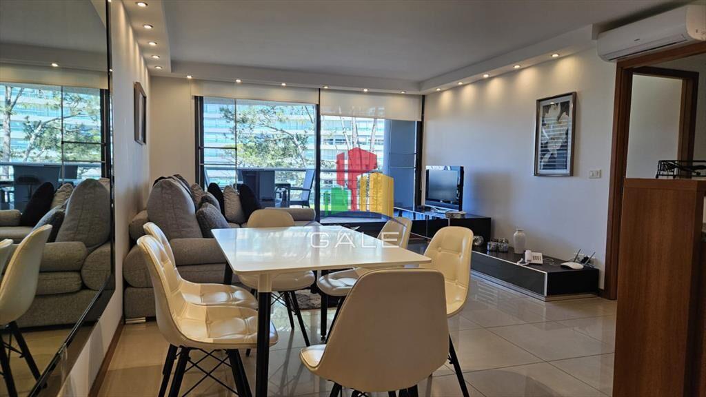 Apartamento en Alquiler Anual 2 dormitorios en Punta del Es