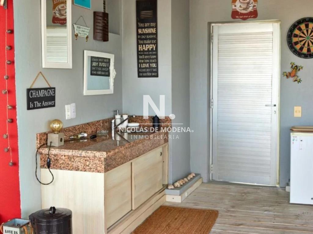 Venta Apartamento Penthouse, 2 Dormitorios, Punta