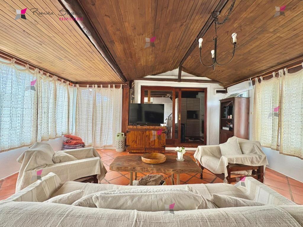 Casa de cuatro dormitorios en Manantiales