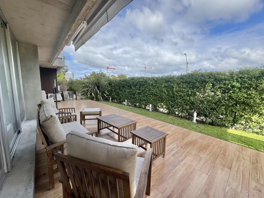 APARTAMENTO EN VENTA 3 DORMITORIOS - MANSA INN II
