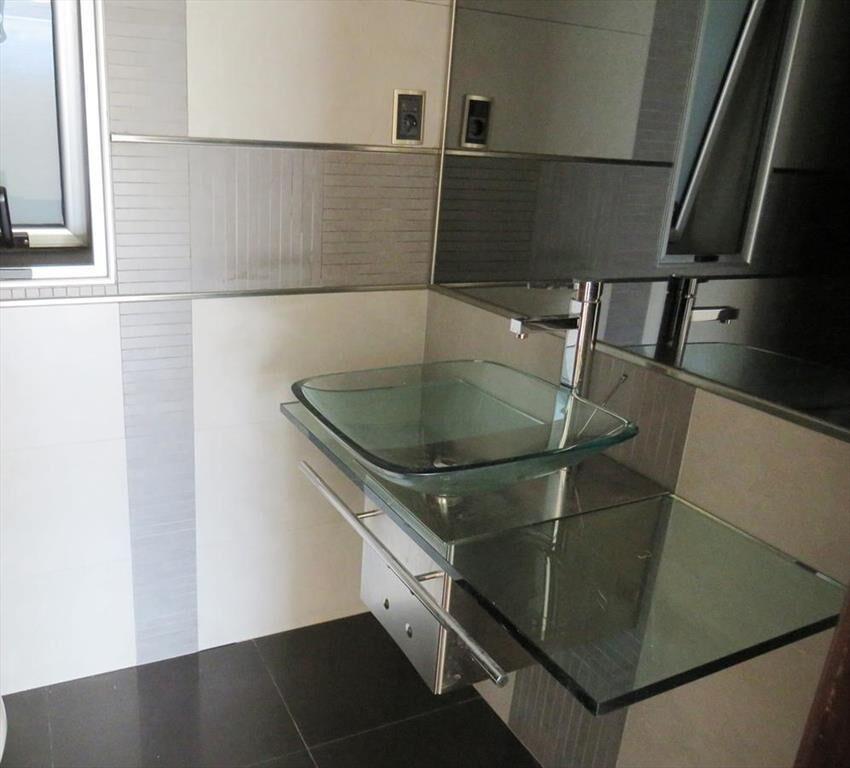 Venta apartamento tres dormitorios y garage Pocitos