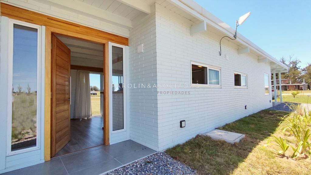 Hermosa casa en venta a estrenar, con vista a la
