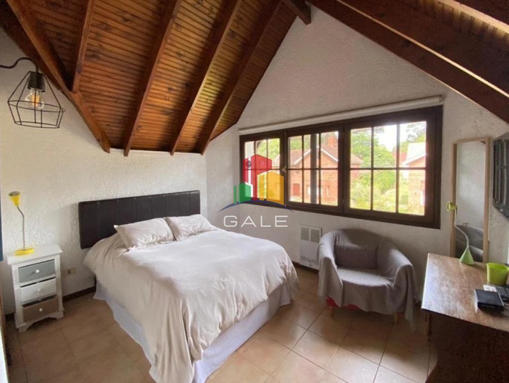En venta casa de 5 dormitorios, con piscina, parrillero y j