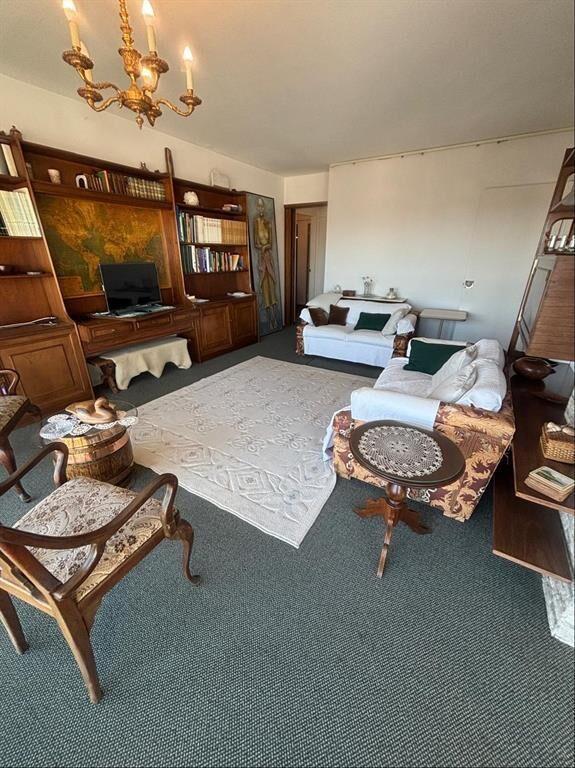 Apartamento venta 3 dormitorios y servicio garaje Cordón