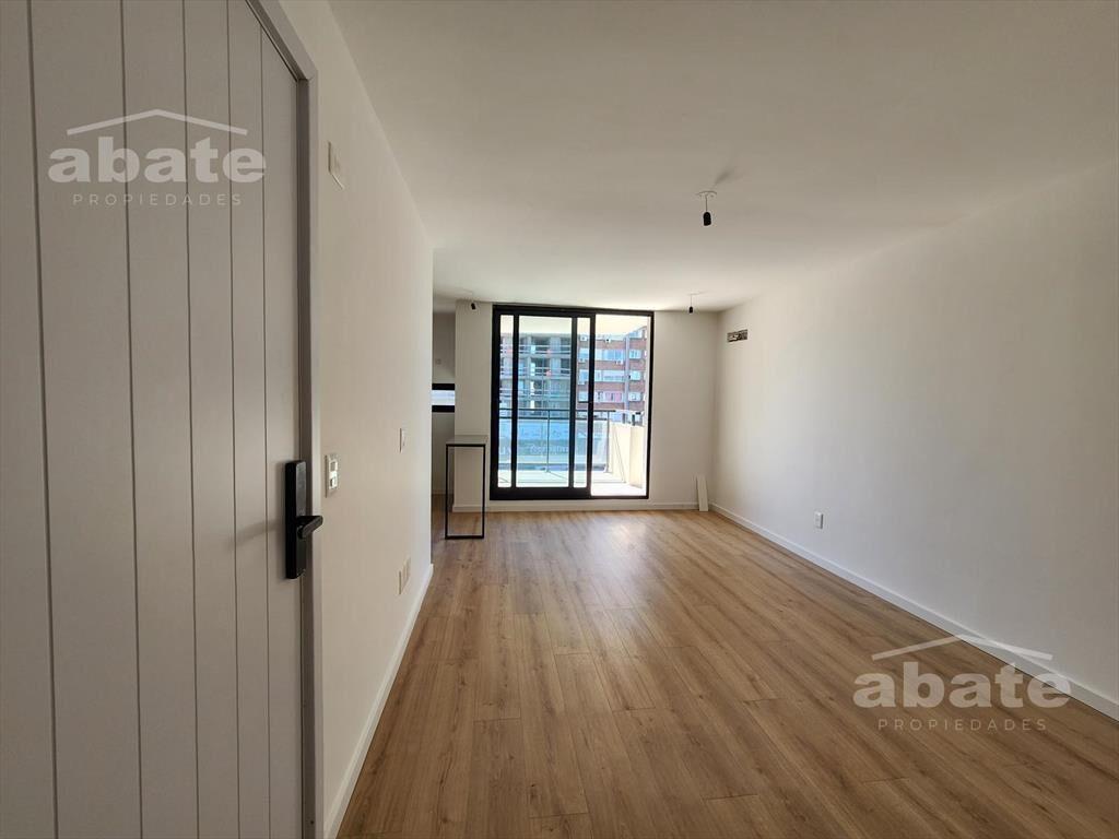 Venta apartamento 2 dormitorios en Parque Batlle al frente