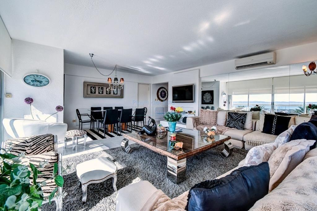 Venta de Apartamento 3 dormitorios , Punta del