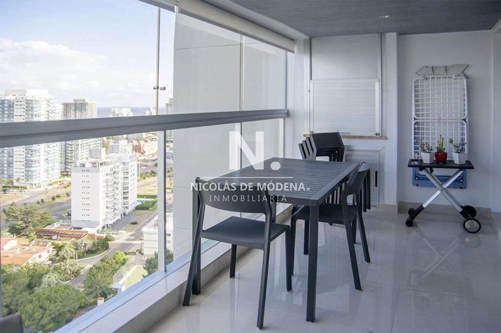 Vende apto de 2 dormitorios en Miami Boulevard !