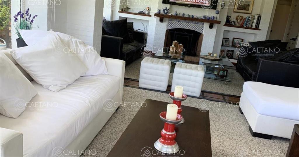 Venta casa 6 dormitorios - Playa Mansa, Punta del