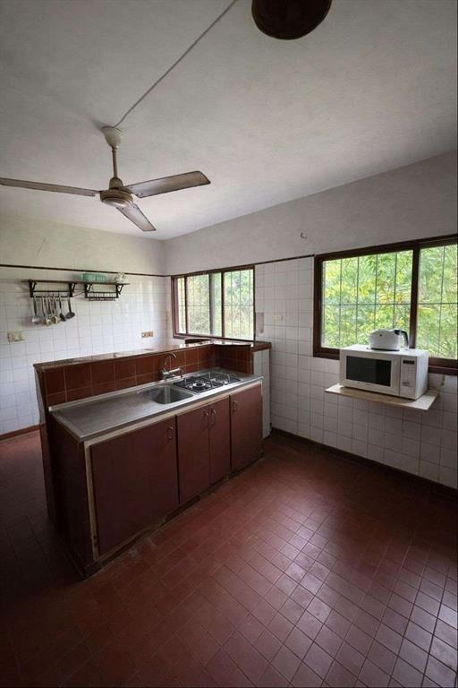 PROPIEDAD ÚNICA EN PRADO - 2.005 m² DE TERRENO Y GRAN POTEN