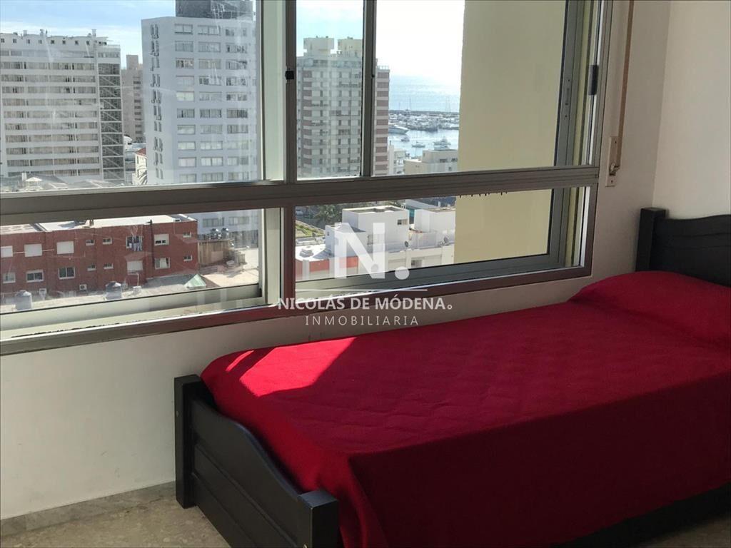 Se vende apartamento de 3 dormitorios en muy bien