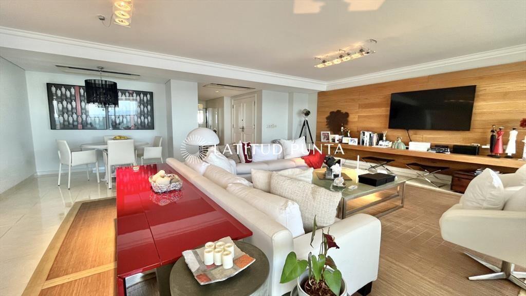 3 suites primera linea mansa