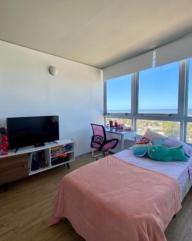 Apartamento en venta de 2 dormitorios 2 baños y garaje e...