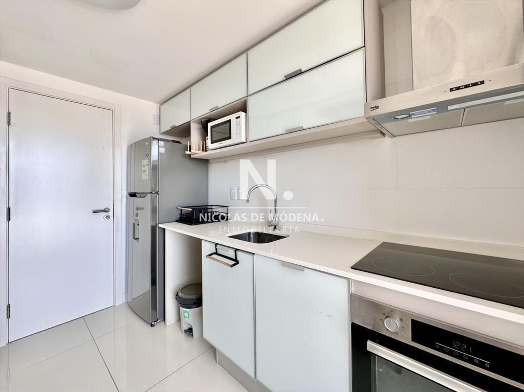Vende apartamento en Mansa, Punta del Este de 3 dormitorios