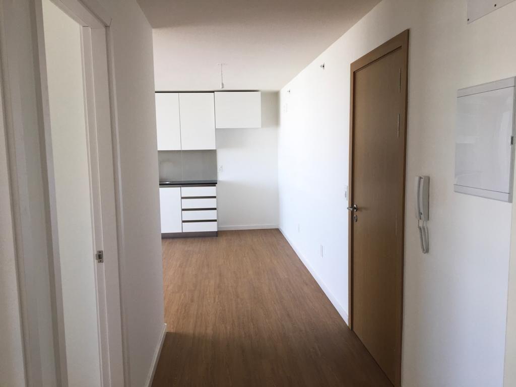 Venta con renta 2 dormitorios con garaje en Malvín - E-To...