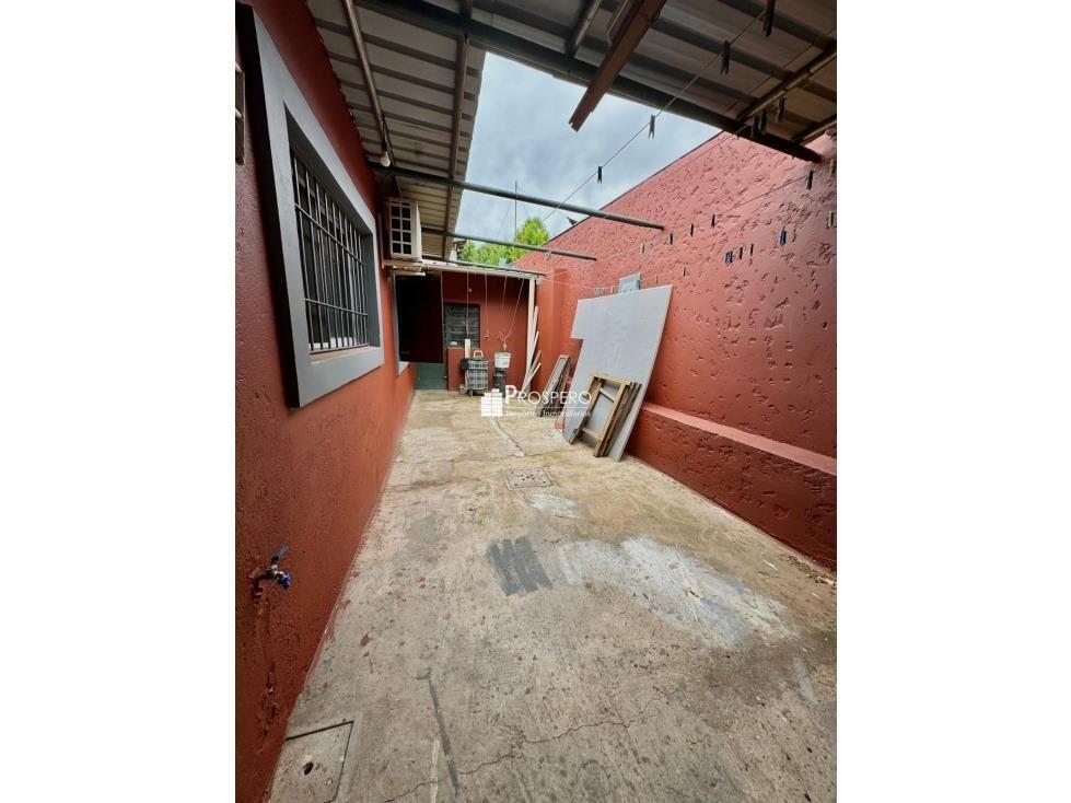 1985/1 venta casa 3 dorm Malvin norte barbacoa