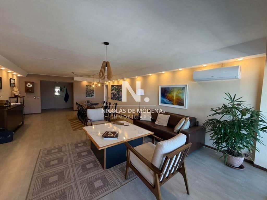 Apartamento en Venta de 3 dormitorio en Punta del