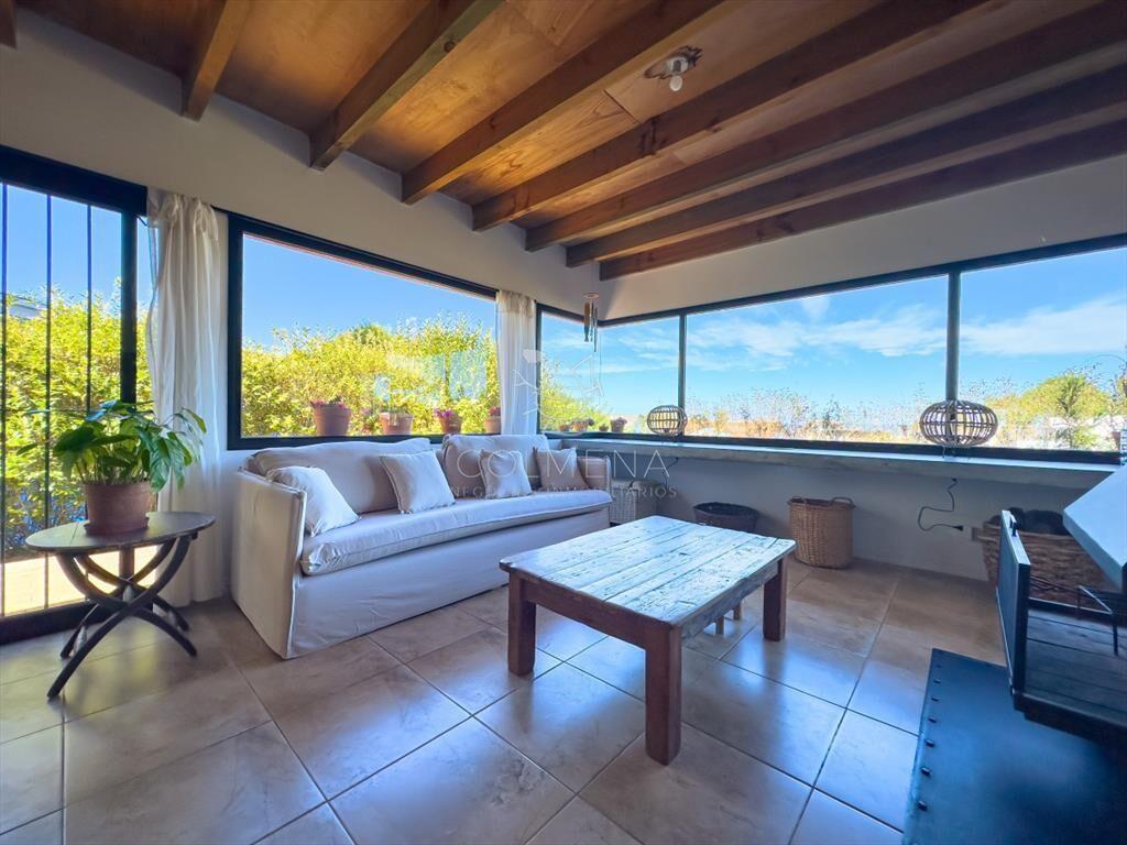 Venta casa en Manantiales 2 dormitorios! hermosa