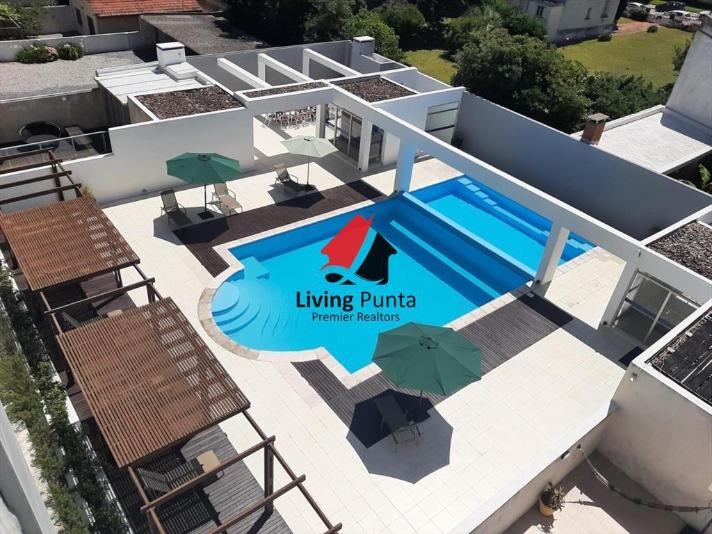 Hermoso pent house con barbacoa propia