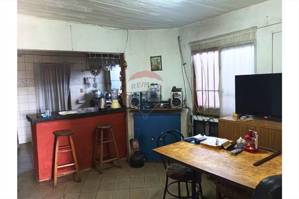 Venta casa tres dormitorios y garaje Casavalle