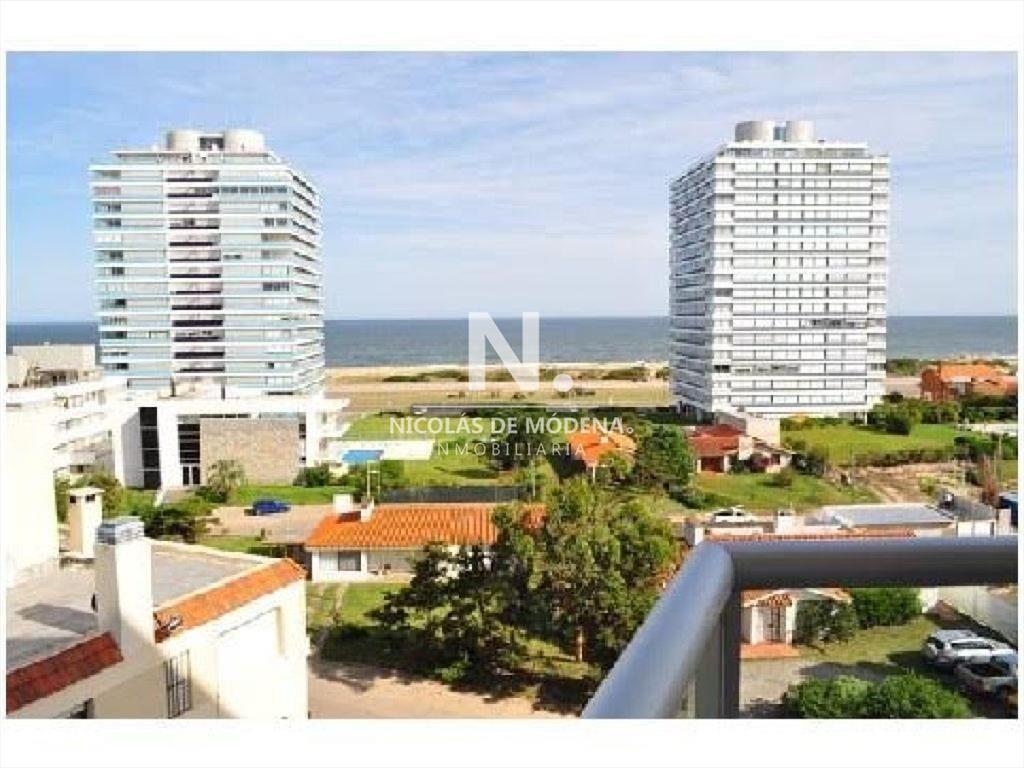 Venta Apartamento de 3 dormitorios en Playa Punta